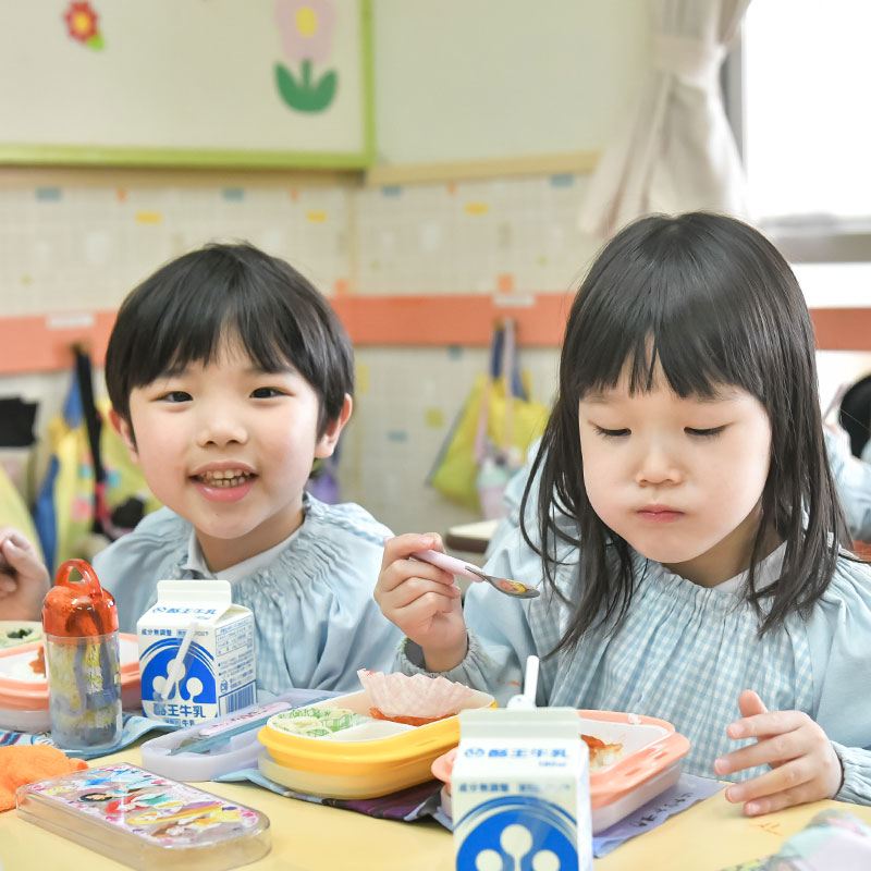 朝のおあつまりの様子